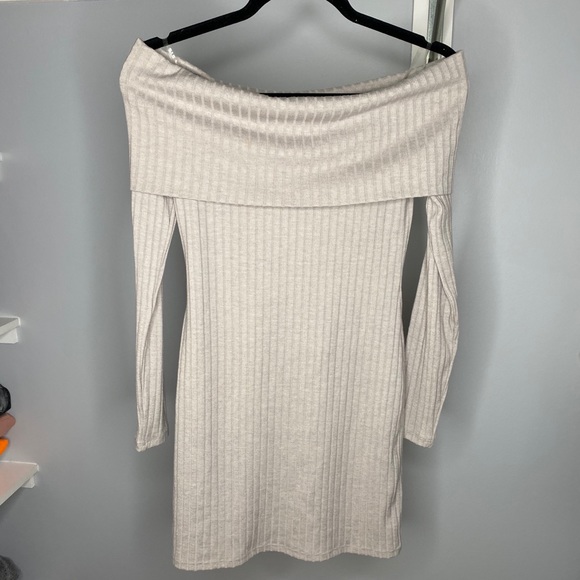 Strapless dress - Picture 2 of 4